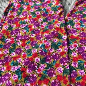 LulaRoe Tall and Curvy Leggings